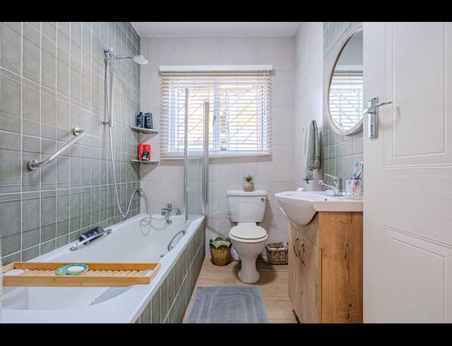 3 BEDROOM APARTMENT FOR SALE IN BALLITO CENTRAL